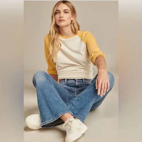 Lucky Brand Sweet Mid Rise Women's Flare Leg Blue Jeans NWOT - Picture 2 of 8